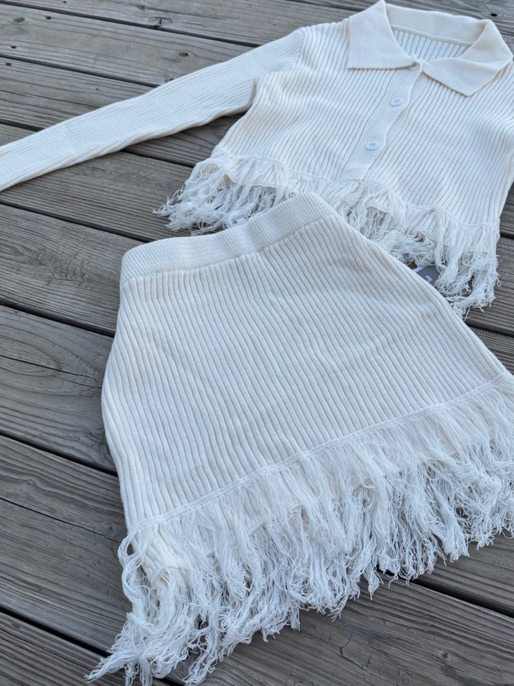 NWT White Ribbed Knit Fringe Trim Cardigan & Skirt Set — Size L